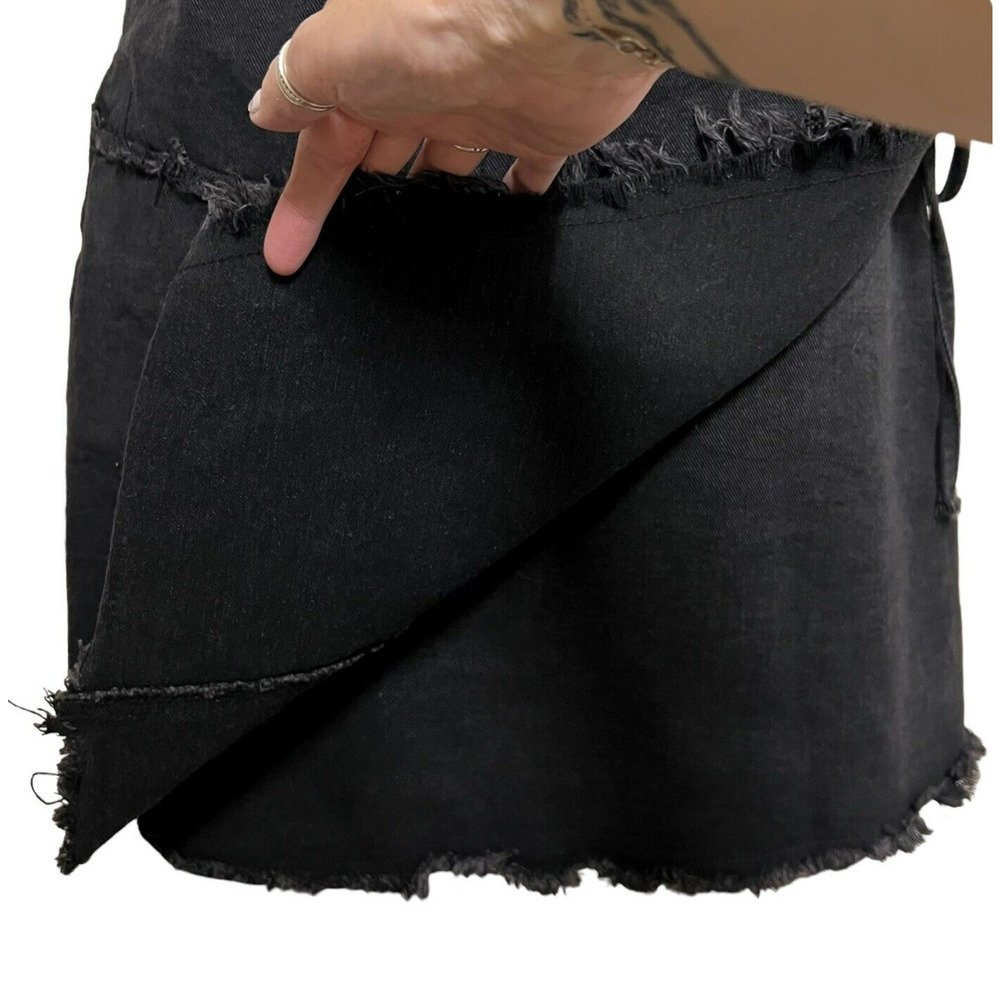 🌵 Cotton On Women's Denim Frayed Wrap Black Boho Mini Skirt - Size 6 - Picture 4 of 7